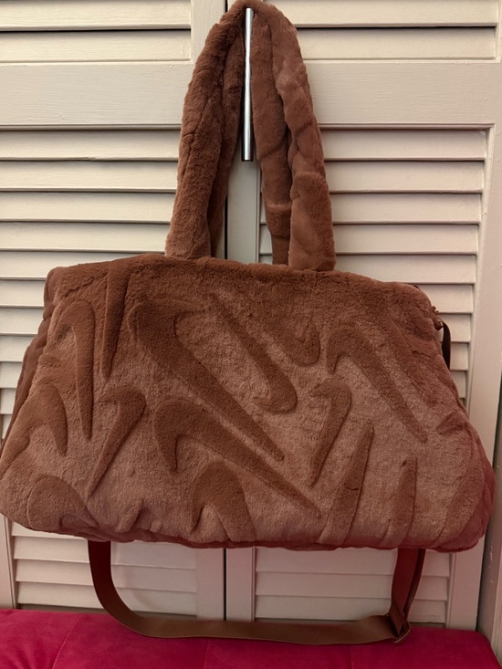 Nike Handbags - 💕NIKE BAG💕